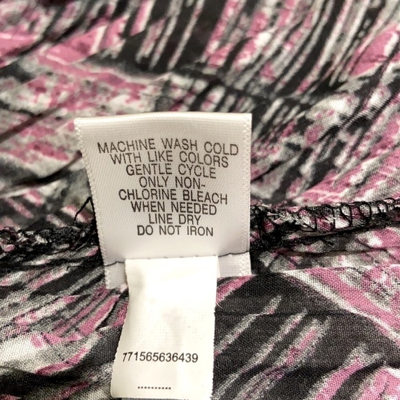 Apt 9 Ruffled Blouse Purple and Black Medium - Picture 9 of 11